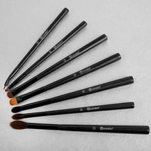 Load image into Gallery viewer, Smokey Eye Essential
