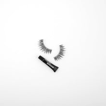 Load image into Gallery viewer, False Eyelashes - M-205

